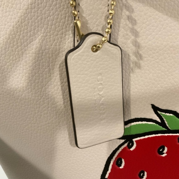 Coach City Tote Bag With Strawberry Graphic $450 RETAIL SOLD OUT - Picture 11 of 16
